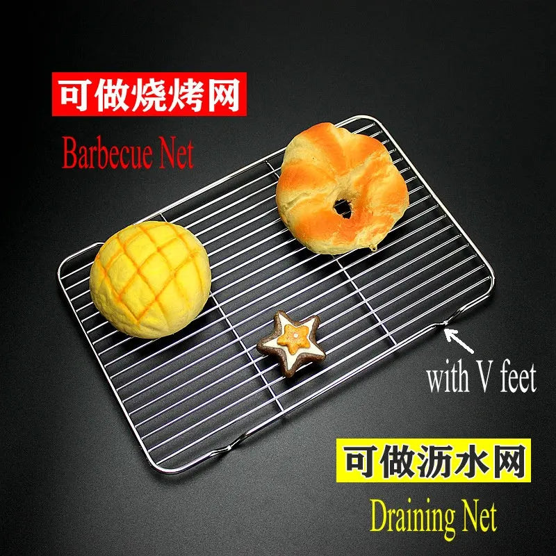 304 Stainless Steel BBQ Grill Mesh Grate – Charcoal Barbecue Rack with V-Feet for Oil Drainage & High Heat Cooking