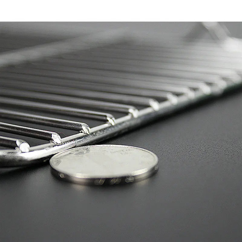 304 Stainless Steel BBQ Grill Mesh Grate – Charcoal Barbecue Rack with V-Feet for Oil Drainage & High Heat Cooking